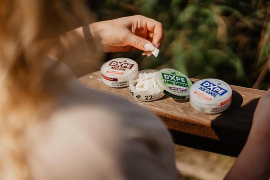 Snus vs Nicotine Pouches: What’s the Difference, Risks, and Which Is Right for You?